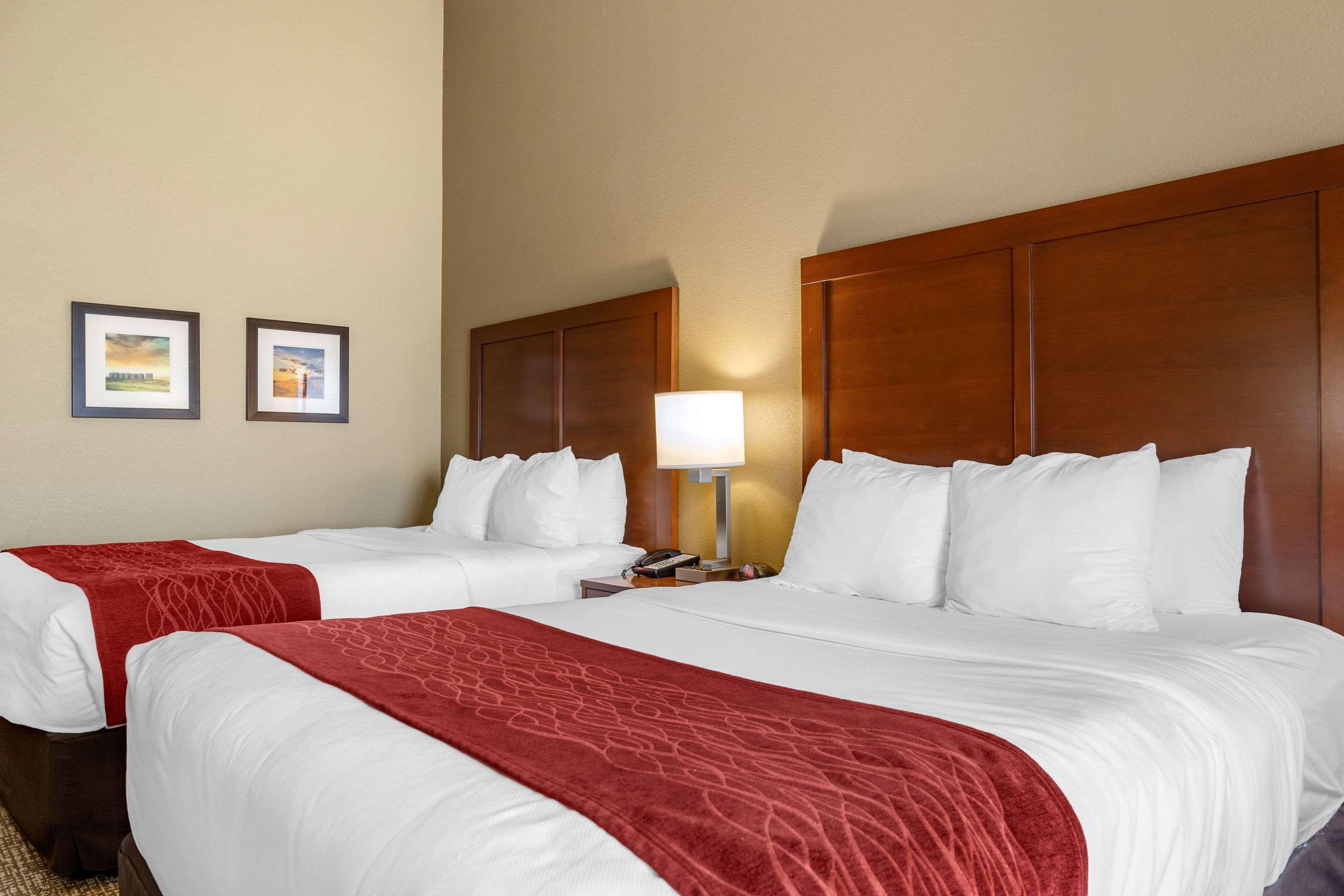 Comfort Inn & Suites Augusta Екстериор снимка