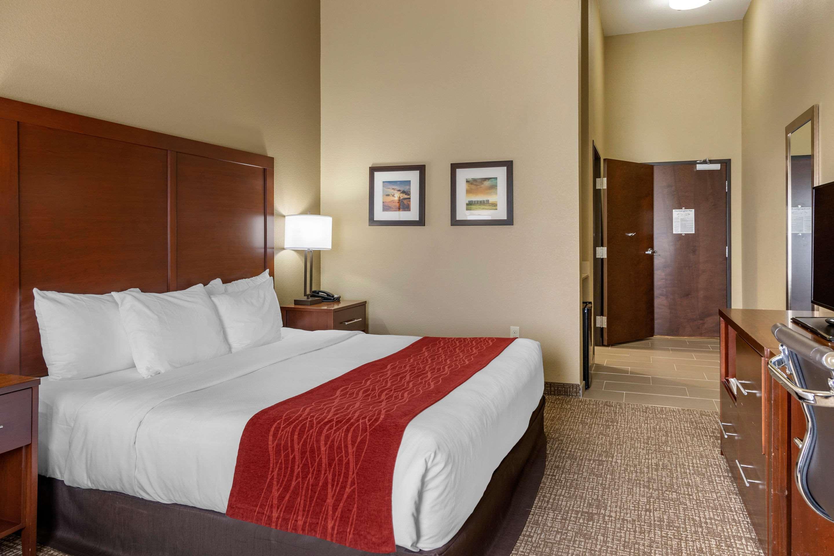 Comfort Inn & Suites Augusta Екстериор снимка