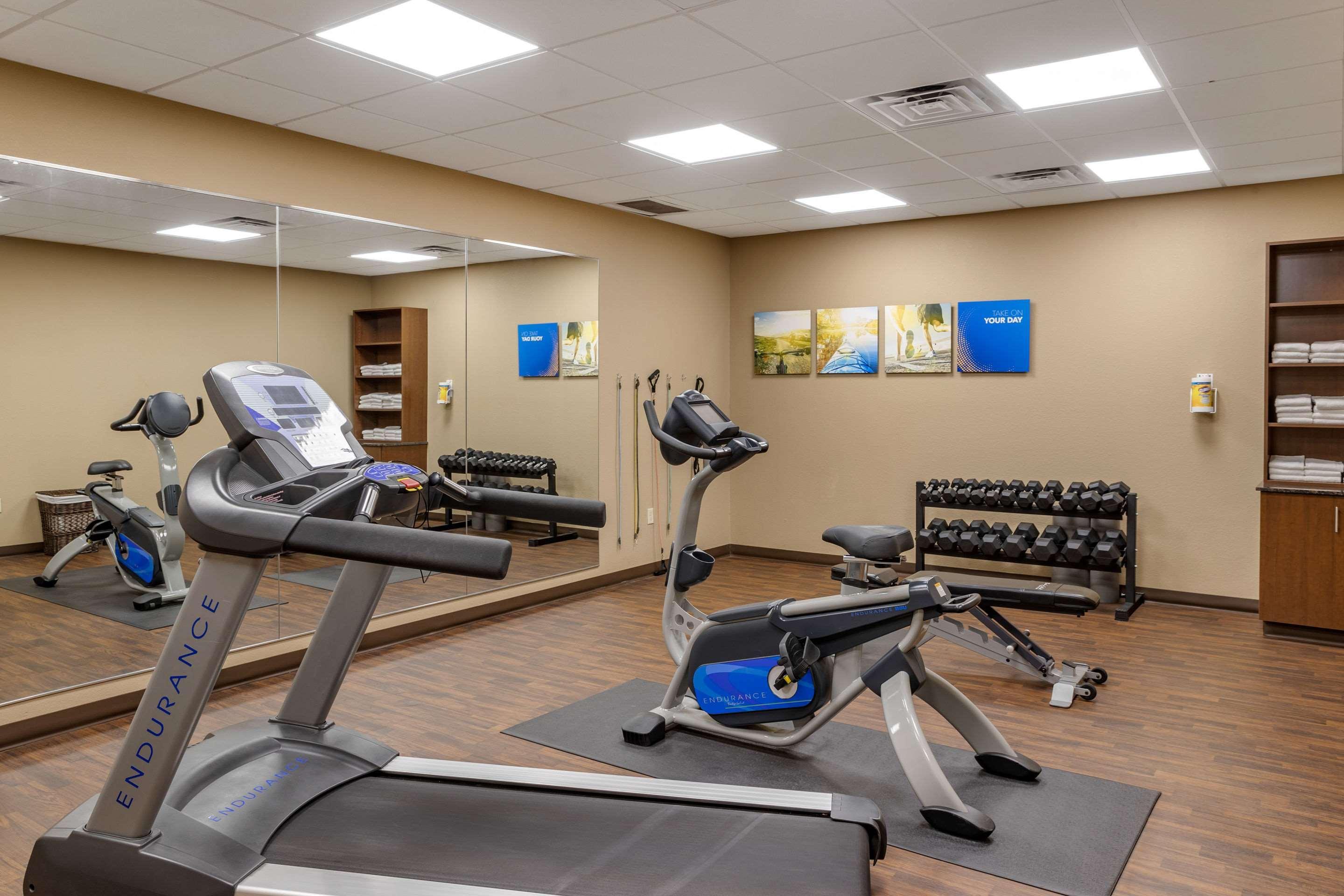 Comfort Inn & Suites Augusta Екстериор снимка