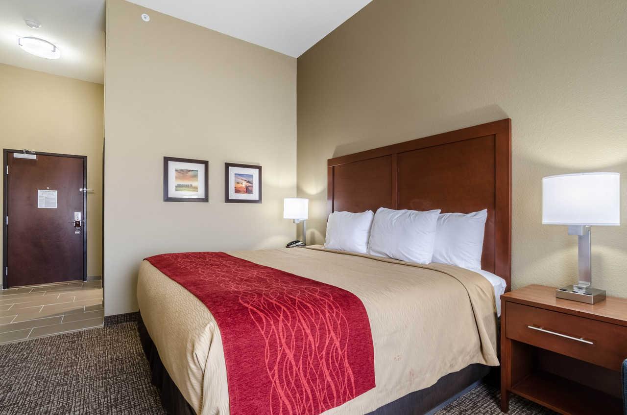 Comfort Inn & Suites Augusta Екстериор снимка