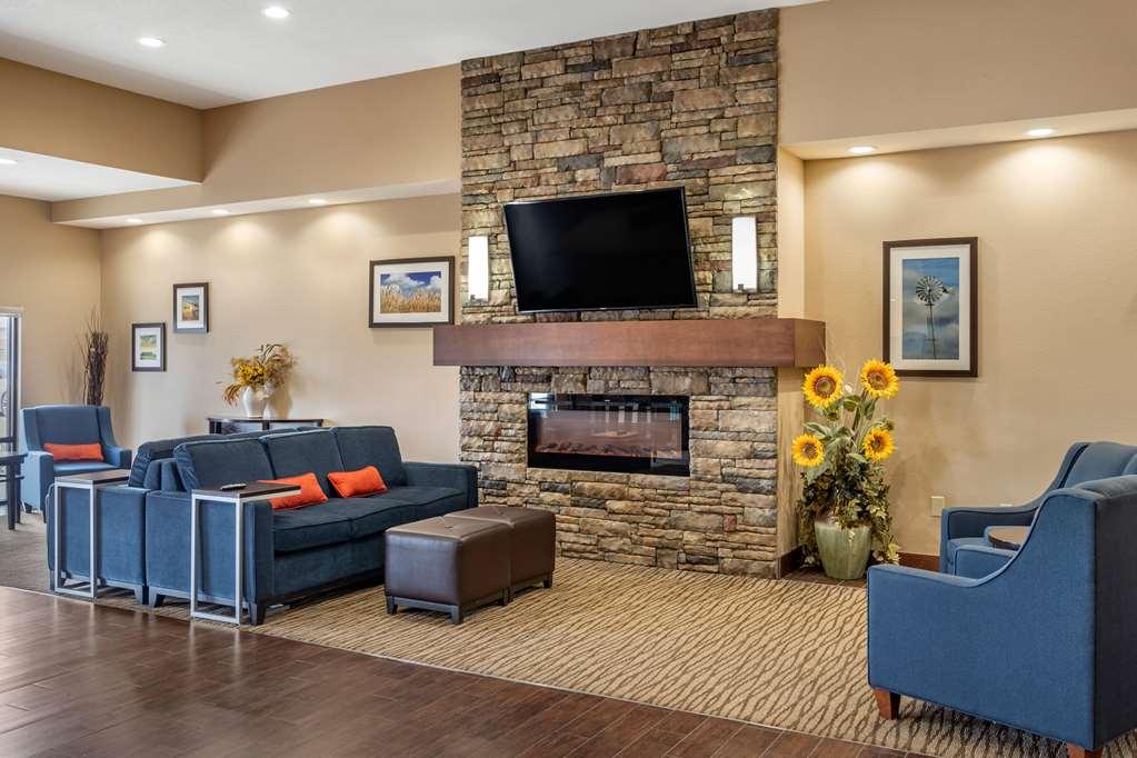 Comfort Inn & Suites Augusta Интериор снимка