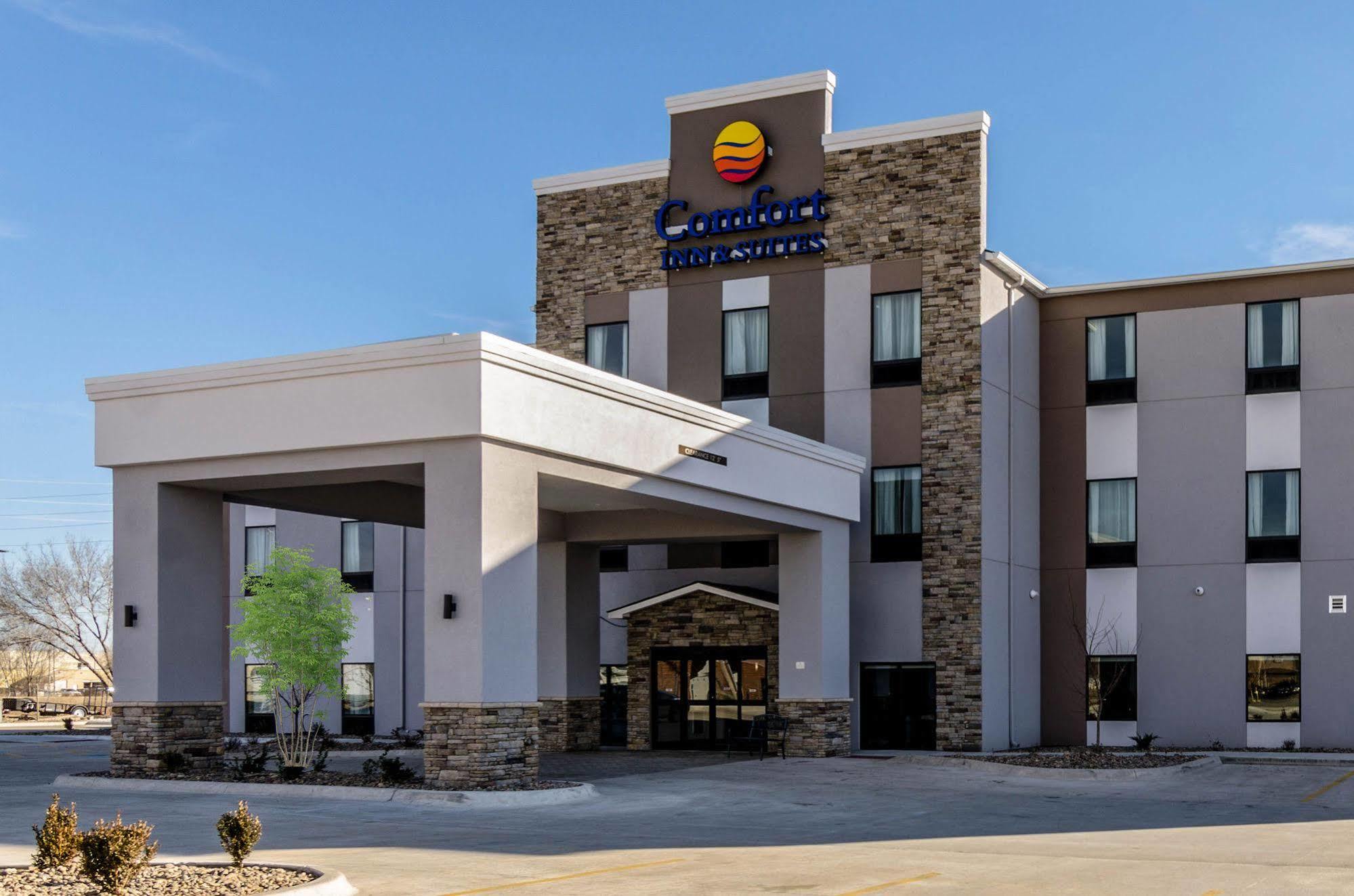 Comfort Inn & Suites Augusta Екстериор снимка